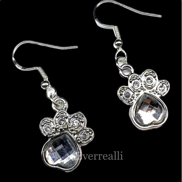 everrealli Jewelry - 925 stamped Paw Print dangle hook Earrings brand new